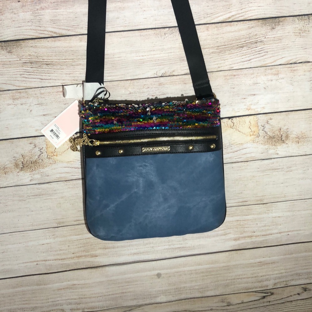 Cross body bag